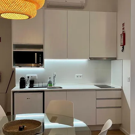 Loft 23-8 *